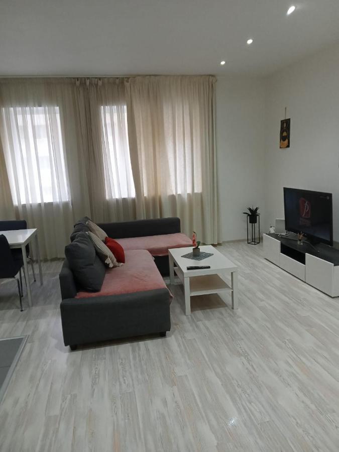 Acm Apartments Bucharest Exterior photo